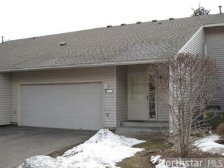 919 Monterey Ct N, Saint Paul, MN 55126