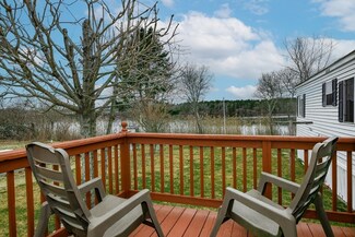 17 Sean Cir, Wareham, MA 02538