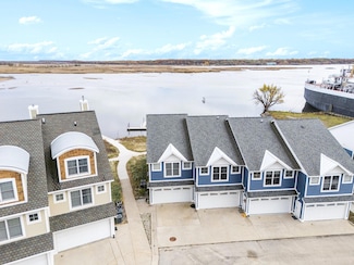 149 Joslin Cove Dr, Manistee, MI 49660