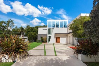 10620 SW 74th Ave, Miami, FL 33156