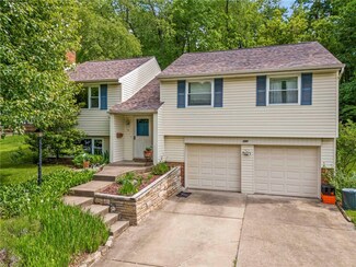 344 Fruitwood Dr, Bethel Park, PA 15102