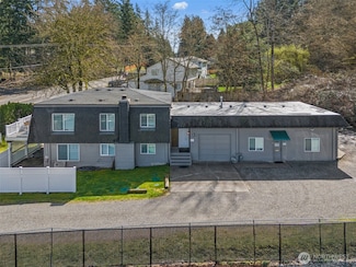 3302 W Tapps Dr E, Lake Tapps, WA 98391