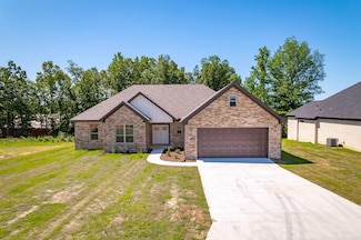 228 Michelle Dr, Beebe, AR 72012