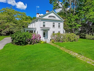 587 Carter St, New Canaan, CT 06840