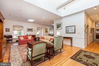 1706 N Park Dr Unit 9, Wilmington, DE 19806