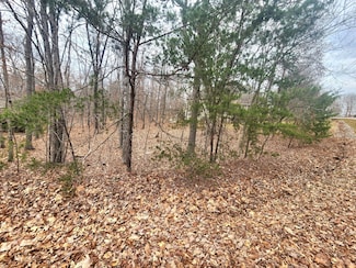 142 Mariners Dr, Crossville, TN 38558
