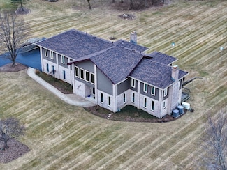 17N560 Hidden Hills Trail, Dundee, IL 60118