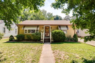 523 Sotier Place, Wood River, IL 62095