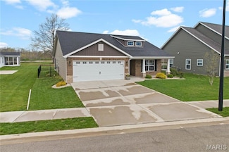 1502 Lexi Ln, Mascoutah, IL 62258