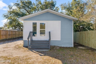1905 W 17th St, Panama City, FL 32405