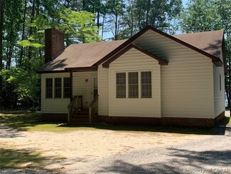 391 Ballantyne Dr, Hartfield, VA 23071