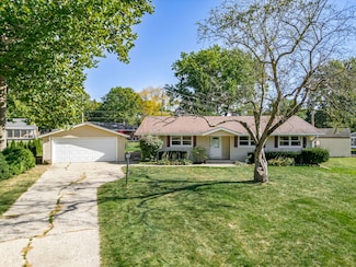 5207 Illini Ct, Rockford, IL 61107