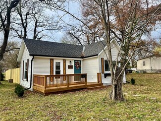 618 Oscar St, Osawatomie, KS 66064