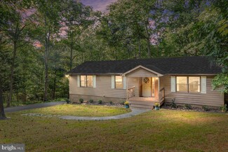 104 Dogwood Dr, Cross Junction, VA 22625