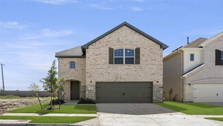 718 Hidden Feather Dr, Lavon, TX 75166