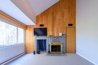 20 Condo Rd Unit 3, Campton, NH 03223