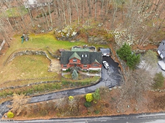 11 Joan Dr, Stanhope, NJ 07874