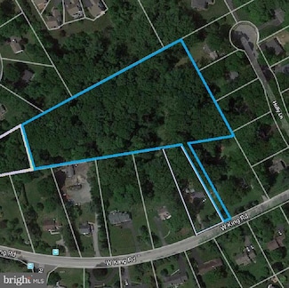 813 W King Rd, Malvern, PA 19355