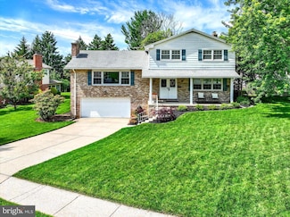 2925 Dearborn Ln, York, PA 17402