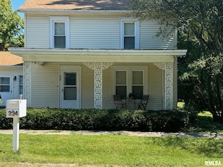 224 S Henderson St, Toulon, IL 61483