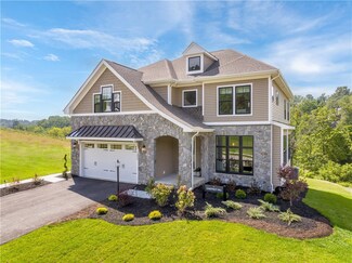 1006 Stonegate Dr, McDonald, PA 15057
