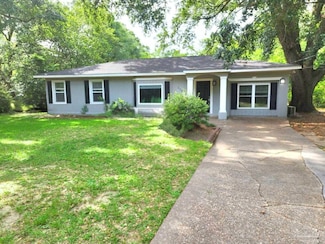 112 Hancock Ln, Pensacola, FL 32503