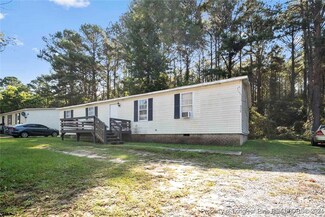 622 Dashland Dr, Fayetteville, NC 28303