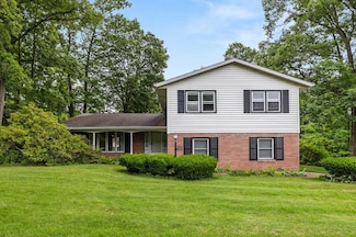 2055 Random Dr, Mansfield, OH 44904