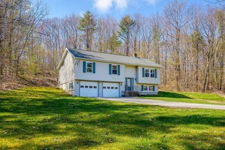2044 Eight Rod Rd, Sidney, ME 04330