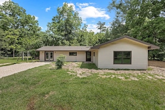 4405 Laird Rd, Kountze, TX 77625