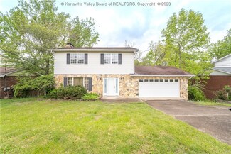 1912 Oakridge Dr, Charleston, WV 25311