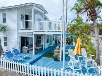 115 99th Ave, Treasure Island, FL 33706
