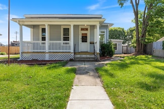 718 Sycamore St, Ottawa, IL 61350