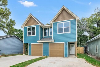 2017 May St, Fort Worth, TX 76110