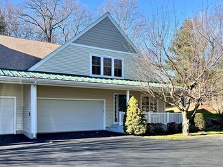 55 Blossom Square, Holden, MA 01520