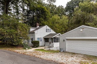 5879 Steele Rd, Murrysville, PA 15668