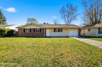 1109 Brookside Dr, Findlay, OH 45840