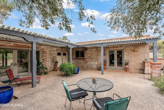 5920 N Campbell Ave, Tucson, AZ 85718
