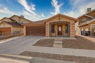 2305 Honey Dew, El Paso, TX 79938