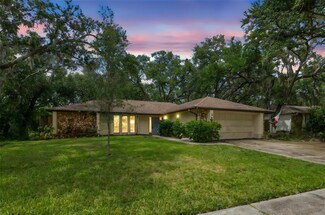 56 Bay Woods Dr, Safety Harbor, FL 34695
