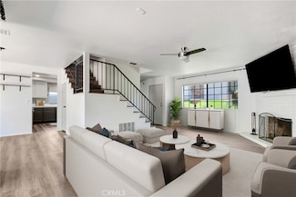28 Dearborn Cir, Redlands, CA 92374