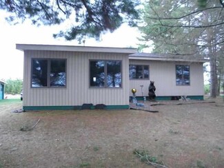 n 8171 Woodstock Ln, Phillips, WI 54555