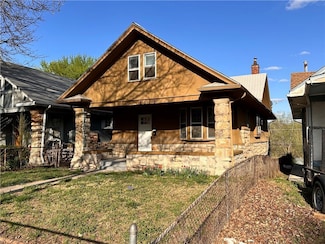 2519 College Ave, Kansas City, MO 64127