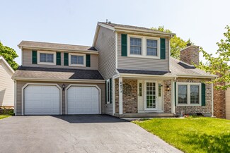 647 Sanders Ct, Gurnee, IL 60031
