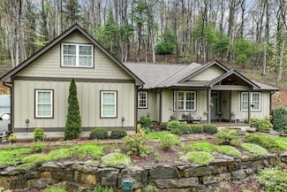3934 Cabin Creek Rd, Zirconia, NC 28790