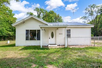202 Princeton St N, Battle Creek, MI 49014