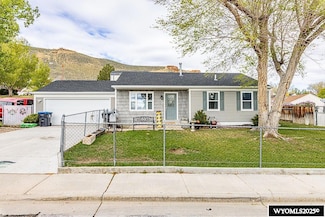 2185 Pennsylvania Blvd, Green River, WY 82935