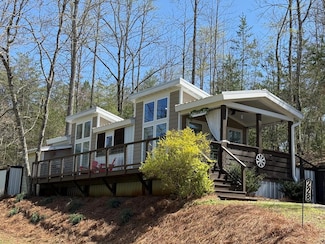 228 Bear Pen Cove, Franklin, NC 28734