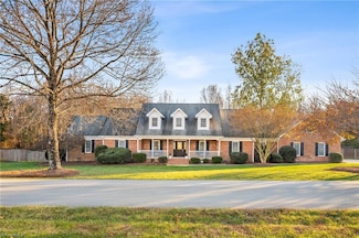 2416 Krista Kim Dr, High Point, NC 27265