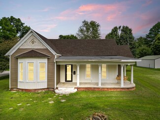 303 Oakwood Dr, Hartford, KY 42347